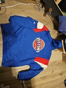 Detroit Pistons Vintage 90s Hooded Adidas NBA Basketball Puffer Coat Herren XL - Bild 1 von 14