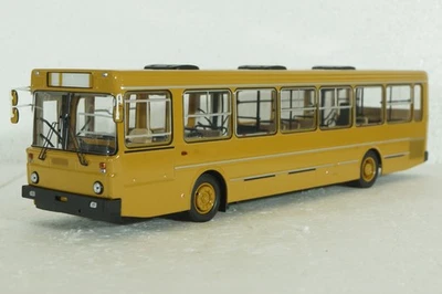 Liaz-5256 bus, ocher, DEMPRICE 1:43 - Image 1 of 4