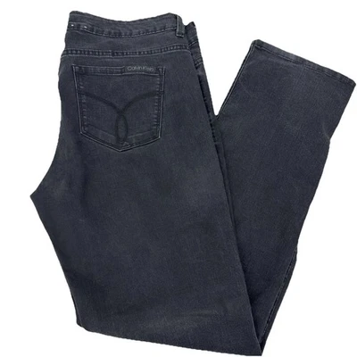 Calvin Klein Jeans Women's 33/16 Faded Black  Straight Leg Jeans - Image 1 of 4