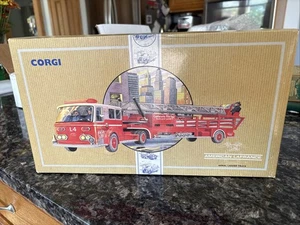 Corgi  American Lafrance  CENTERVILLE  Aerial Ladder Fire Truck Diecast  97321 - Picture 1 of 8