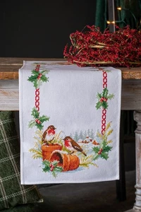 Vervaco Cross Stitch Kit Table Runner Aida Robins in Winter - Picture 1 of 1
