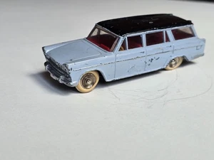 1/43 Dinky Toys France n. 548 Fiat 1800 Familiare - Foto 1 di 5
