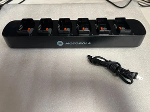 Motorola RPN4055A CU30-E6116-000F Multi 6-Gang Charger RDM2070D and More. - Picture 1 of 4