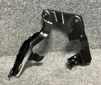 2012-2014 Toyota Camry Right Door Hinge 🚪🔧 TY080228AR - Image 1 of 4