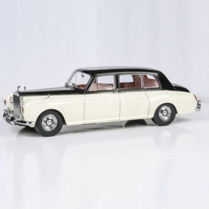 Paragon 1/18 Rolls Royce Phantom V Diecast Model Car Gifts Display Red/White Toy - Picture 1 of 11