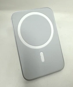 Belkin - MagSafe Vent Mount Pro - Support téléphone voiture - Photo 1 sur 3
