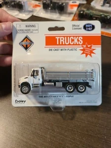 BOLEY TRUCKS INTERNATIONAL ROLL OUT DUMPSTER 1:87 SCALE DIE CAST 4105-76 (L31) - Picture 1 of 8