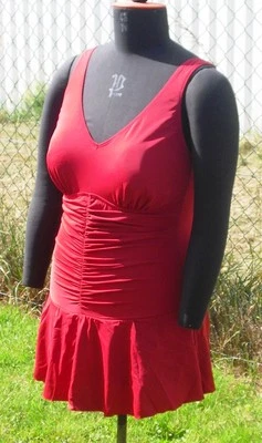 Damen Badeanzug mit Röckchen / Raffung vorne - rot - Bild 1 von 2