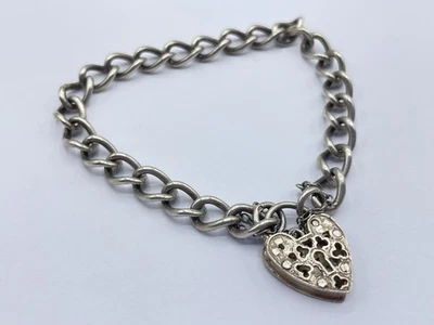 Beautiful Vintage Sterling Silver Detailed Heart Padlock Bracelet - Image 1 of 4
