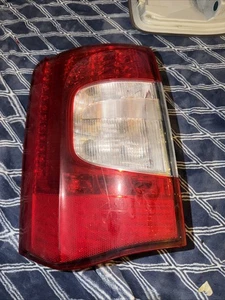11 12 13 14 15 16 17 18 19 20 DODGE CARAVAN LH Driver Side Tail Light Assembly - Picture 1 of 3