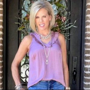 CAbi 4357 Tally Top Blouse Shirt Plum Pink Purple Vneck Tank Sleeveless Womens M - Picture 1 of 7