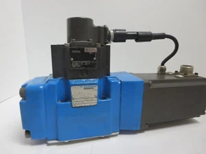 Rexroth 4WRDE 10 - 52/V 4WRDE 10 100L-50 6L 15Z9/M - Picture 1 of 4