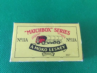 Matchbox Serie Nº11 A Moko Lesney E.R.F. Petrol Tanker B345 Foto 1 de 4
