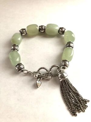 Pulseira de borla folheada a prata contas de pedra preciosa verde maçã BRIGHTON - Imagem 1 de 4