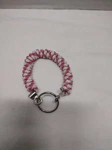 Spiral Paracord Wrist Keychain Magenta/White -MWS#1 - Picture 1 of 4