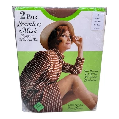 Medias de malla sin costuras de nailon vintage 2pr líricas 8 1/2 reforzadas tacón y puntera Foto 1 de 2