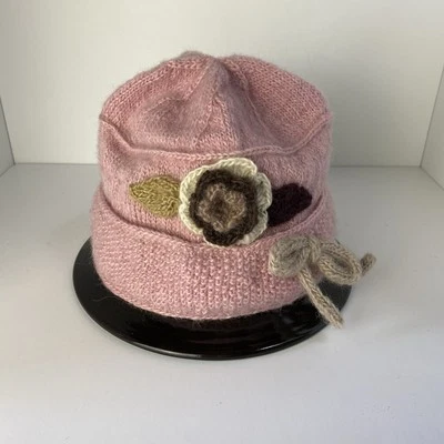 Gorro Tejido Tara Rosa Flor Lazo 100% Lana Hilada a Mano Hecho en Nepal ¡Lindo! Foto 1 de 4