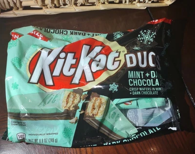 Kit Kat Duos Mint + Dark Chocolate - Image 1 of 4