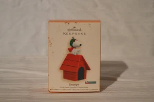 HALLMARK KEEPSAKE ORNAMENT, IT'S THE GREAT PUMPKIN CHARLIE- SNOOPY HALLOWEEN NIB - Picture 1 of 2