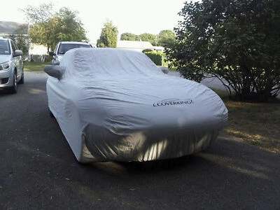 Cubierta de coche personalizada Coverking para Mazda Miata - Hecha a pedido Foto 1 de 4