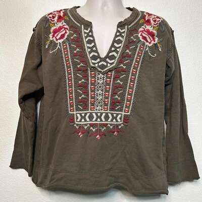 Sudadera JOHNNY WAS Bordada Floral Bordes Crudos Verde Oliva Mediana 3524 Foto 1 de 4