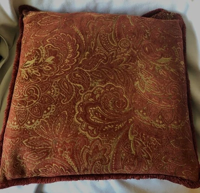 GORGEOUS RESTORATION HARDWARE MAROON PILLOW COVER~RETAIL $165~SMALL DEFECT - Image 1 of 4