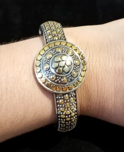 **Nueva pulsera abrazadera gruesa audaz de dos tonos** - Imagen 1 de 6