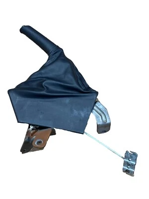 Subaru WRX STi 2018-2020 sedán manija de palanca de freno de emergencia freno eléctrico Foto 1 de 4