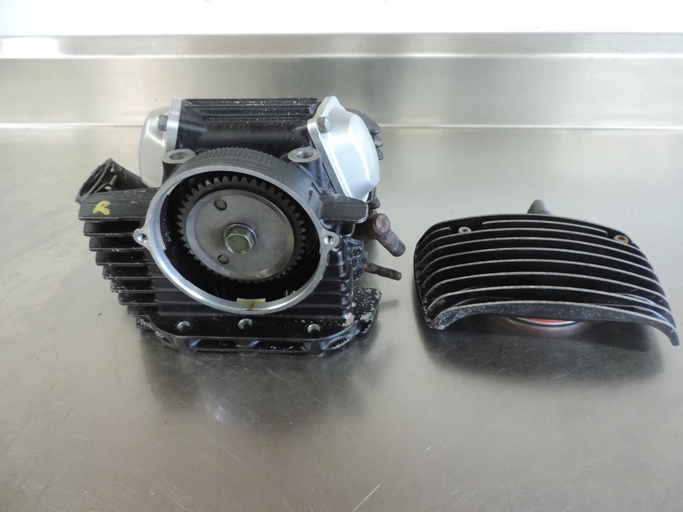 Yamaha V-Star 650 Custom XVS650 2000 culata y árbol de levas trasero Foto 1 de 4