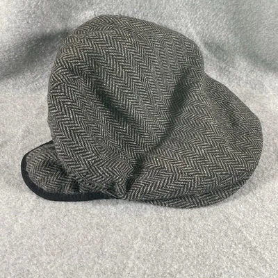 Woolrich 经典灰色黑色雪佛龙尺寸小帽耳瓣粗花呢男女通用 — 第 1/4 张图片