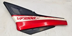 FIANCHETTO SOTTO SELLA SINISTRO- HONDA VF 1000 F - ANNO 1984 AL 1985 - Imagen 1 de 5