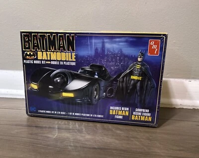 2018 AMT Batman Batmobile 1/25 Scale Plastic Model with Batman Figure SEALED-FS - Image 1 of 4