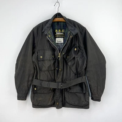 Chaqueta de cera Barbour Beacon para hombre C38 negra con cinturón internacional A7 abrigo de motocicleta Foto 1 de 4