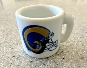 Tazza calcio in miniatura, altezza 1 1/8", nome ST. LOUIS RAMS dall'altra parte - Foto 1 di 1