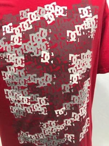 DC Logo T Shirt Red HARD TO FIND THIS STYLE LG T1 - Picture 1 of 3