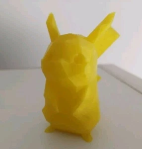 Low Poly Pikachu Figure - Picture 1 of 3