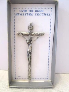 Over the Door Miniature Crucifix - Boxed - Picture 1 of 2