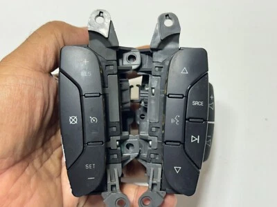 GMC ACADIA 2008-2009 volante audio y control de crucero interruptor OEM Foto 1 de 4