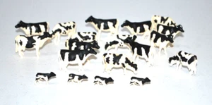 Vintage 1990 ERTL Farm Country Lot of 21 Holstein Cows And 4 Calf's 1/64 Scale - Picture 1 of 8