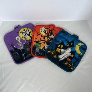 Halloween Themed Potholder Set of 3 Ghost Skeleton Mummy Hot pads Orange Blue - Picture 1 of 10