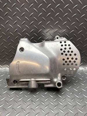 Honda CB900 CB 900 F DOHC SC01 FC 1983 / Funda piñón motor Foto 1 de 4