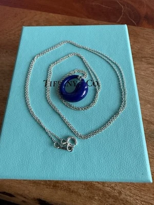 Tiffany&Co. "Collar colgante de lapislázuli círculo eterno de plata de ley 28,5""" Foto 1 de 4