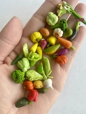 30 Pcs Set 1:12 clay Handmade miniature Dollhouse Mixed Vegetable Broccoli Corn - Image 1 of 4