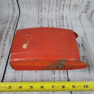 Vtg Tru-Scale 1/16 scale pull behind combine top shell pressed steel red/orange - Image 1 of 4