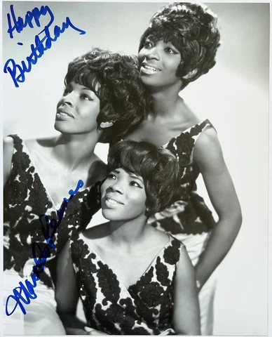 Martha Reeves Signed In Person 8x10 Photo w/ Exact Proof - Happy Birthday Cover