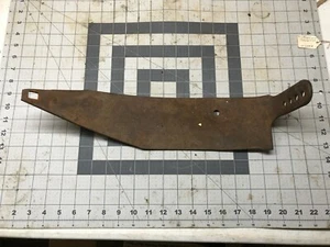 JOHN DEERE No. 1 2 3 4 5 7 7C 51 TM OH SICKLE MOWER INNER SHOE SOLE Z6058H - Picture 1 of 3