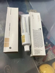 Korres Flexible Coverage Foundation for Normal to Dry Skin 11N Light Beige Lot 2 - Picture 1 of 3