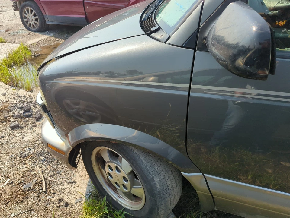 Guardabarros conductor Chevrolet Astro 1995-2005 HISW1 Foto 1 de 1