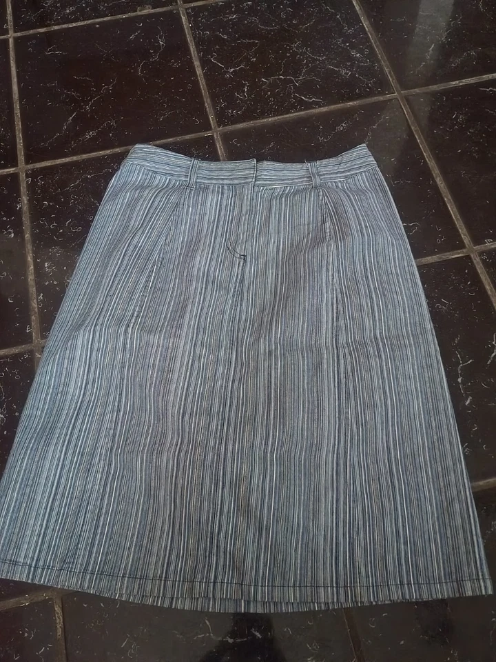 Christopher & Banks A-Line Skirt Womens 6 Blue Stripe Denim Stretch Knee Length - Image 1 of 4