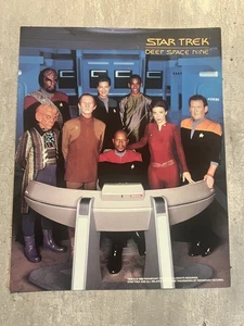 Star Trek Voyager 1996 Licensed Paramount Pictures Blockbuster Original Photo #1 - Imagen 1 de 2